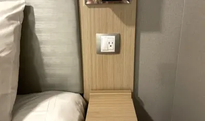 Symphony-outlet-plug-light-switch-interior-stateroom Symphony-outlet-plug-light-switch-interior-stateroom